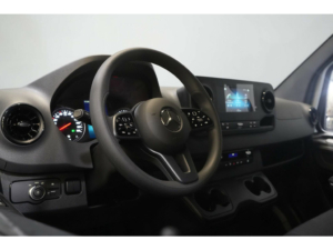 Volkswagen Crafter Van (SPRINTER) 211 Aut. L2H2 LED/ Chauffage au sol/ Chauffage des sièges/ Climatisation/ Carplay/ Caméra/ Croisière/ Crochet d'attelage