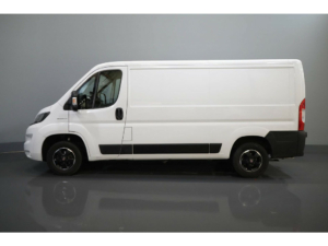 Fiat Ducato Van 2.3 MJ 120 CV L2 Clima/ Cámara/ Crucero/ LMV/ Navi/ Gancho de remolque