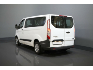 Ford Transit Custom Furgone passeggeri Tourneo 2.0 TDCI BPM Gratis! € 19.292 IVA inclusa Trend Combi/ Kombi/ 9 Persone/ 9 P/ Crociera/ PDC/ Airco