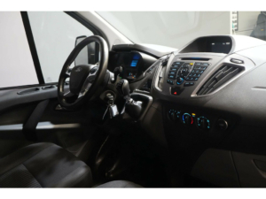 Ford Transit Custom Furgone passeggeri Tourneo 2.0 TDCI BPM Gratis! € 19.292 IVA inclusa Trend Combi/ Kombi/ 9 Persone/ 9 P/ Crociera/ PDC/ Airco