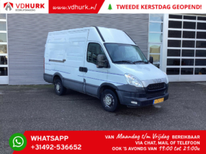 Iveco Daily Van 35S13V 2.3 EU5/ 3.5T capacité de remorquage/ Sièges Gev./ 270gr. Portes/ Caméra/ Climatisation/ Croisière