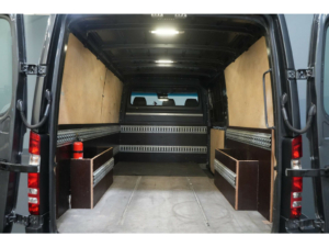 Mercedes-Benz Sprinter Van 319 L2H1 EURO6 Stand heater/ Seatverw./ 18''LMV/ LED/ Navi/ Airco/ Sidebars