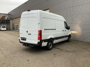 Mercedes-Benz Sprinter Van 317 CDI Aut. L2H2 Facelift/ 3.5t Towbar/ Camera/ Panelled/ Cruise/ Step/ Gev. seat