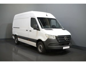 Mercedes-Benz Sprinter Van 317 CDI Aut. L2H2 Facelift/ 3.5t Anhängerkupplung/ Kamera/ Verkleidet/ Cruise/ Trittstufe/ Gev. Sitz