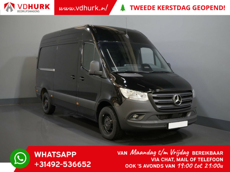 Mercedes-Benz Sprinter Bestelbus 317 CDI Aut. L2H2 Facelift/ 3.5t Trekverm./ Betimmerd/ Camera/ Cruise/Trekhaak/ Opstap/ Gev.stoel