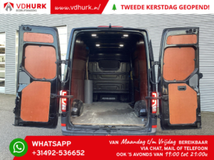 Volkswagen Crafter Bestelbus 35 2.0 TDI 177 pk L3H3 CarPlay/ Navi/ Camera/ PDC/ Cruise/ Airco/ Trekhaak