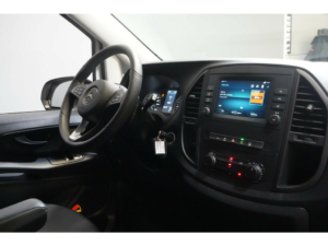 Mercedes-Benz Vito Van 119 CDI Aut. Chauffage d'appoint/ Intérieur/ LED/ Sièges chauffants/ CarPlay/ Caméra/ Navi/ LMV/ Croisière/ PDC/ Crochet d'attelage