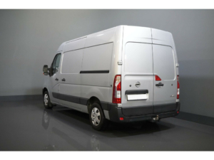 Opel Movano Van (Nissan NV400) 35 2.3 dCi 136 CV L2H2 2x Puerta corredera/ Clima/ Navi/ Cruise/ Cámara/ PDC/ Gancho de remolque