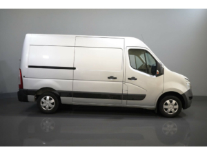 Opel Movano Van (Nissan NV400) 35 2.3 dCi 136 CV L2H2 2x Puerta corredera/ Clima/ Navi/ Cruise/ Cámara/ PDC/ Gancho de remolque