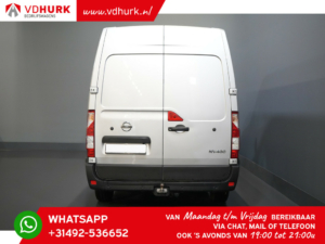 Nissan NV400 Bestelbus 35 2.3 dCi 136 pk L2H2 2x Schuifdeur/ Climate/ Navi/ Cruise/ Camera/ PDC/ Trekhaak