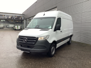 Mercedes-Benz Sprinter Van 317 CDI Aut. L2H2 Facelift/ 3.5t Trekverm./ Panelled/ Camera/ Cruise/ Towbar/ Steps