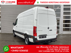 Mercedes-Benz Sprinter Van 317 CDI Aut. L2H2 Facelift/ 3.5t Trekverm./ Panelled/ Camera/ Cruise/ Towbar/ Steps