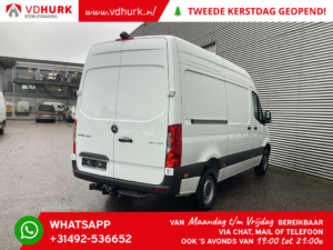 Mercedes-Benz Sprinter Van 317 CDI Aut. L2H2 Facelift/ 3.5t Trekverm./ Panelled/ Camera/ Cruise/ Towbar/ Steps