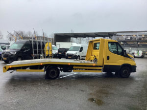 Iveco Daily Autotransporter 35S18H 3.0 180 к.с. Автотранспортер/ Oprijwagen/ Abschleppwagen/ Автошвидка допомога/ Airvering/ Adapt.Cruise/ Climate/ Navi/ Gev.Stoe