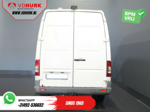 Mercedes-Benz Sprinter Bestelbus 311 CDI L2H2 NL Auto/ APK 07-2025/ 3 Pers./ 2.8t Trekverm./ Sidebars/ Trekhaak