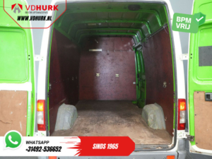 Mercedes-Benz Sprinter Bestelbus 311 CDI L2H2 NL Auto/ APK 07-2025/ 3 Pers./ 2.8t Trekverm./ Sidebars/ Trekhaak