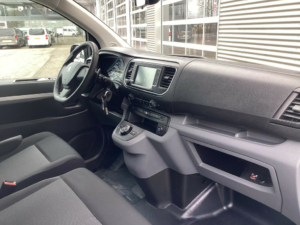 Peugeot Expert Bestelbus 2.0 HDI 125 pk Aut. DC Dubbel Cabine Navi/ Camera / Cruise/ Airco/ Trekhaak /PDC /Carplay