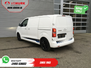 Peugeot Expert Van 2.0 HDI 180 hp Aut. Adapt. Cruise/ 2x Elek.schuif/ Xenon/ Head-up/ Standheizung/ Sitzverw./ Klima/ Carplay/ Keyless/ Kamera