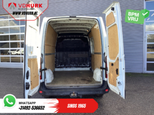 Opel Movano Bestelbus 2.3 CDTI 135 pk L2H2 BPM VRIJ! 2.5t Trekverm./ Climate/ Navi/ Cruise/ Camera/ Trekhaak/ PDC