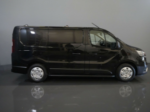 Renault Trafic Van 2.0 dCi BPM GRATUIT! Ready2Go LED/ NL Auto/ Clima/ Cruise/ Camera/ PDC/ Towbar/ Bare laterale