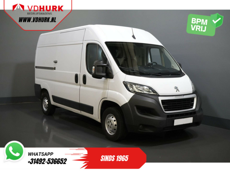 Peugeot Boxer Van 2.2 HDi 140 CP L2H2 270Gr. Uși/ 2.5t Dispozitiv de remorcare/ Cameră/ PDC/ Cruise/ Cârlig de remorcare/ Airco